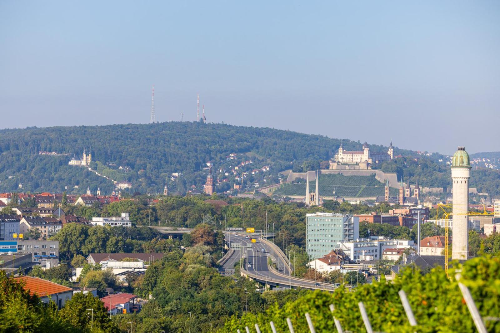 Nettes Kleines Mit Stellplatz Apartment